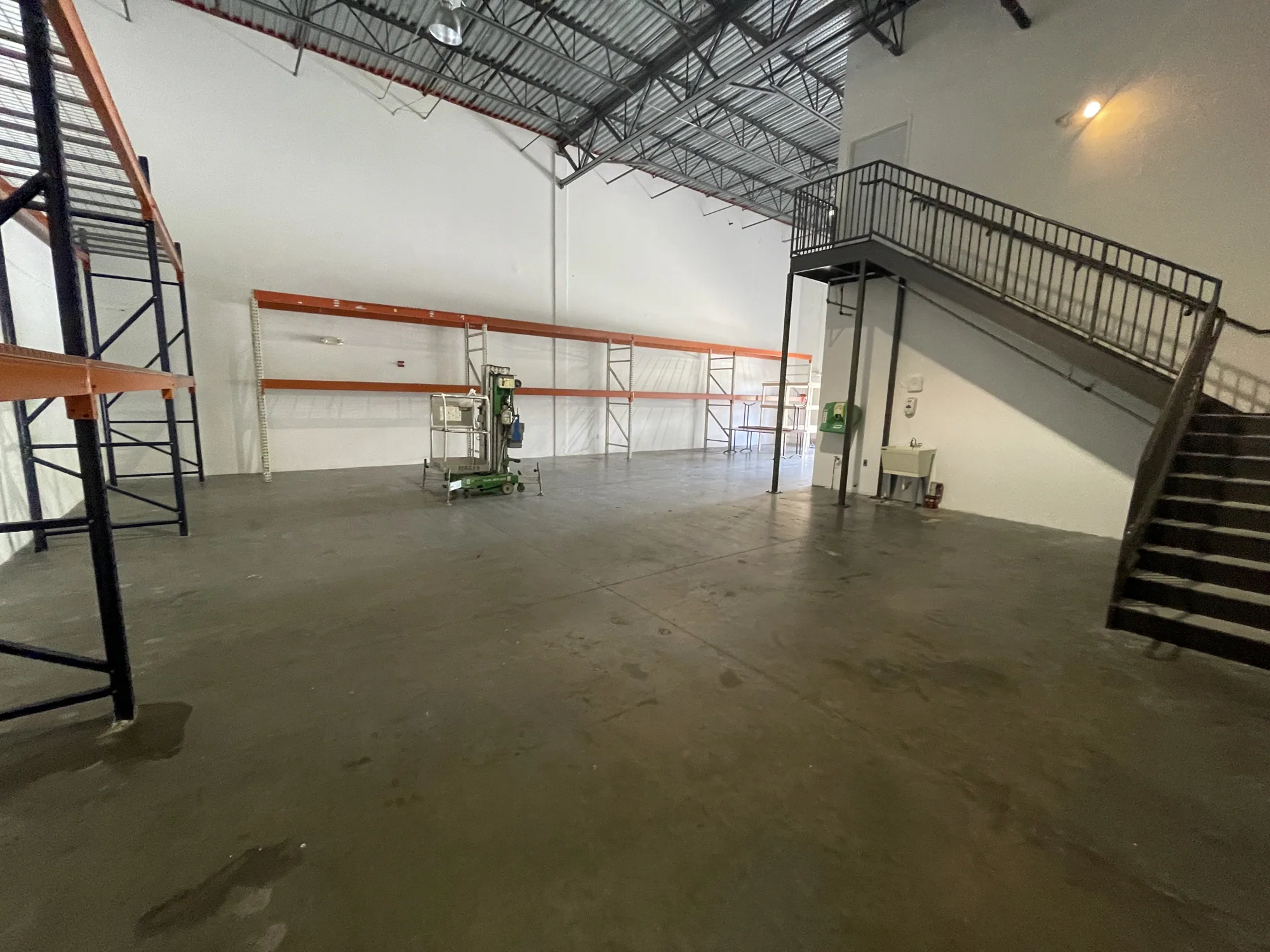 Warehouse and flex space interior, Oakland Park, FL